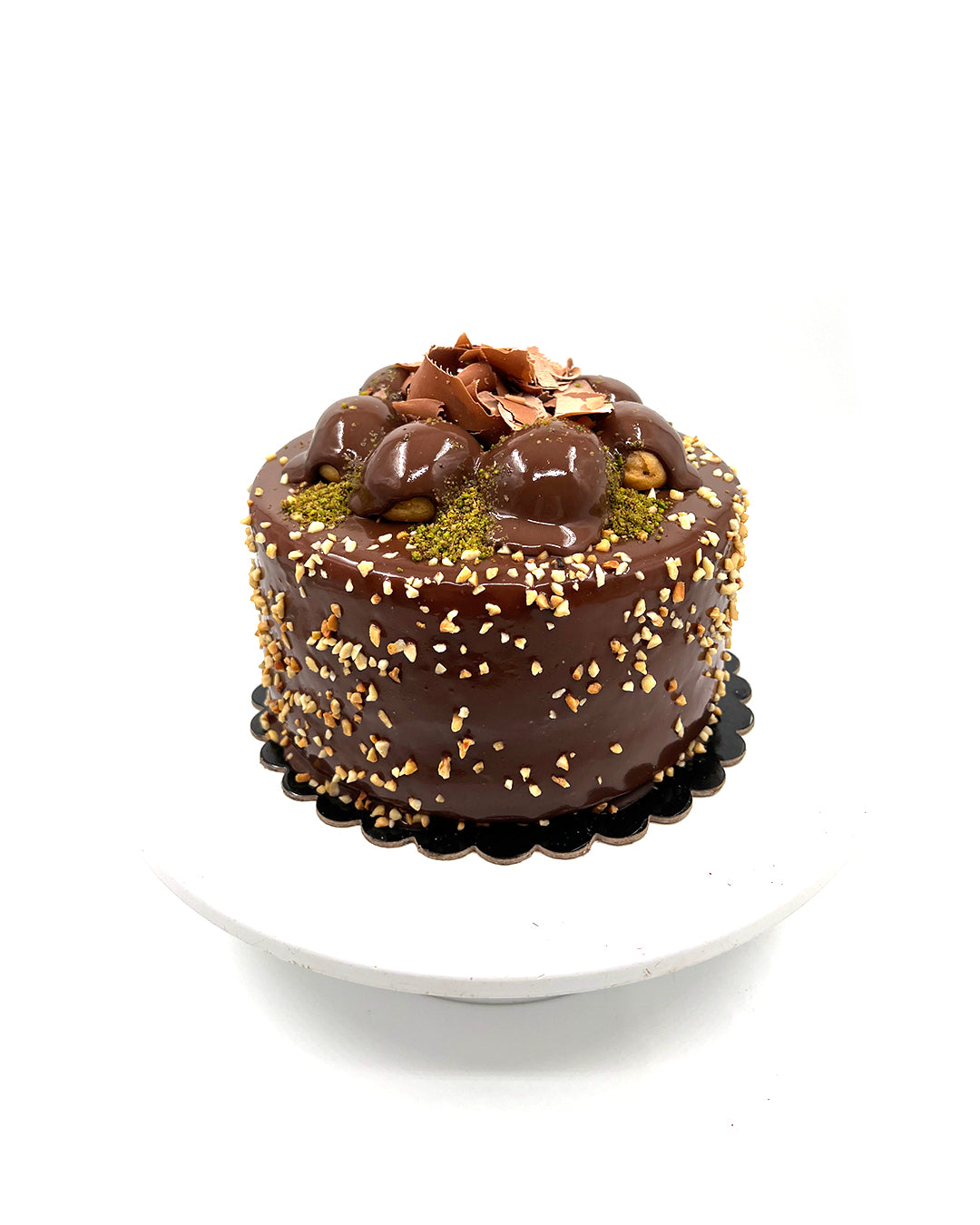 Profiterollü BizBize Pasta
